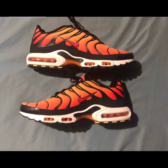 air max plus half and half